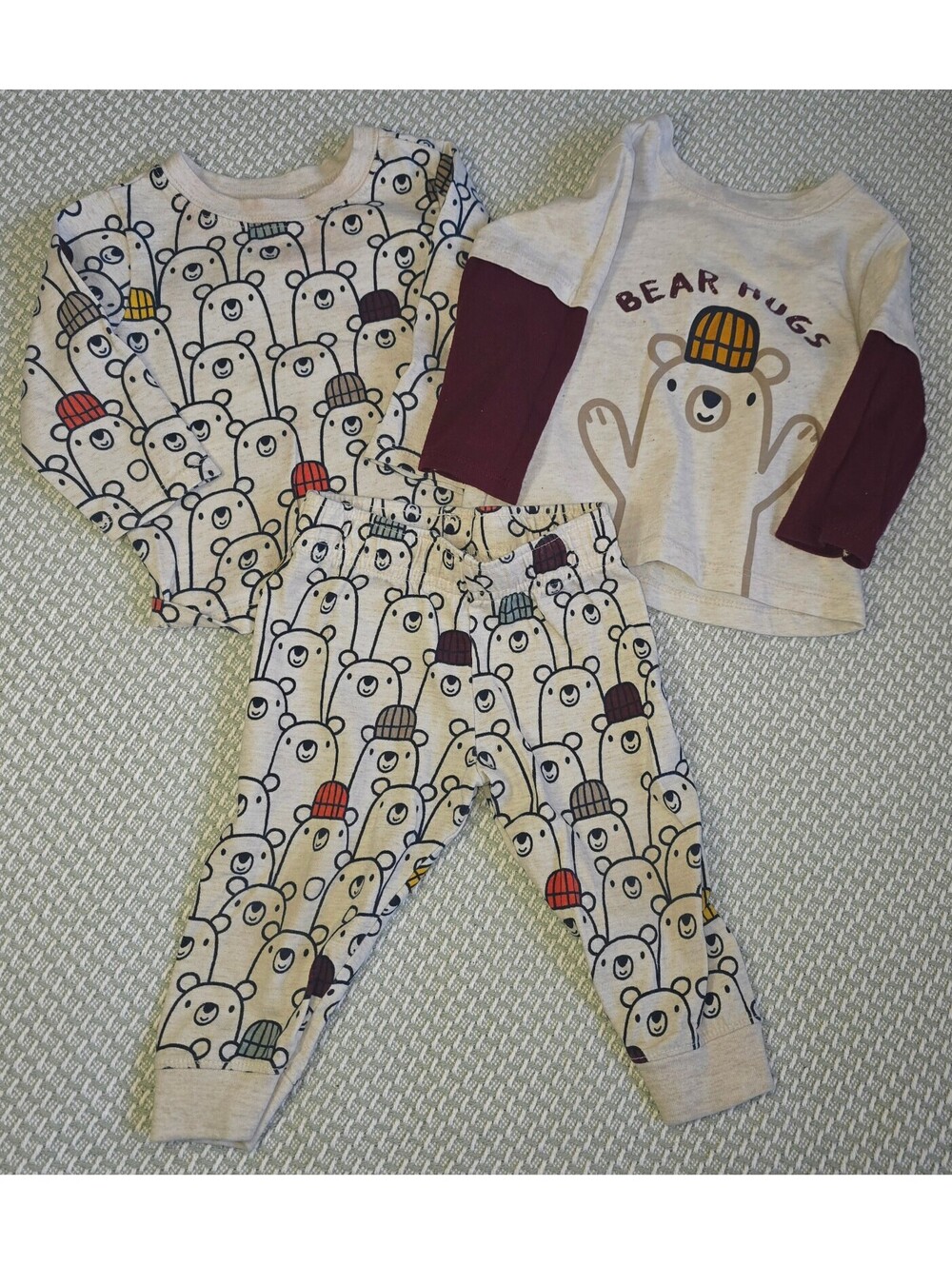 3 piece Garanimal's set 6-9 months polar bearshs